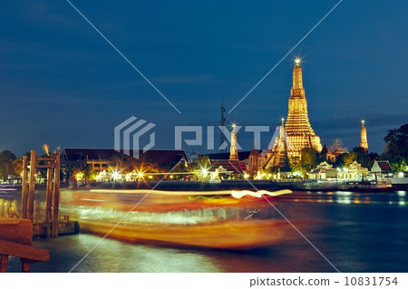 Night in Bangkok 10831754