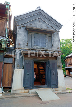 Warehouse Warehouse 10832014