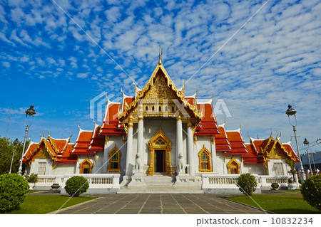 Beautiful Thai Temple 10832234