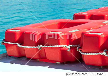 Life belts 10835643