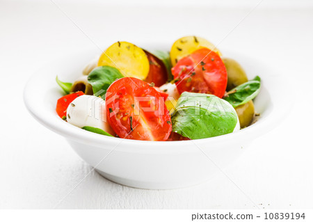Fresh salad Fresh salad 10839194