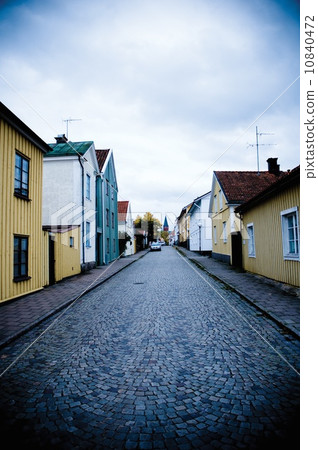 Northern European alleys Northern European alleys 10840472