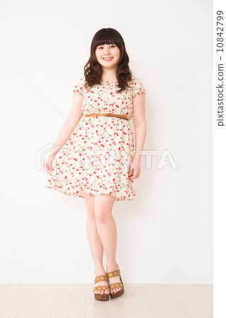 肖像小姐 肖像小姐 10842799