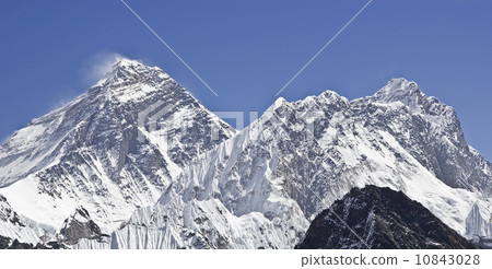 Everest Mountain. Everest Mountain. 10843028