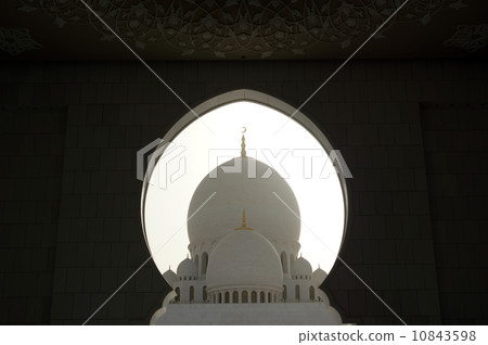 Abu Dhabi Sheikh Zayed White Mosque in UAE Abu Dhabi Sheikh Zayed White Mosque in UAE 10843598