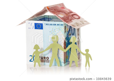 Family and their Euro house Family and their Euro house 10843639