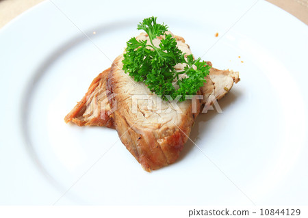 Grilled chicken 10844129