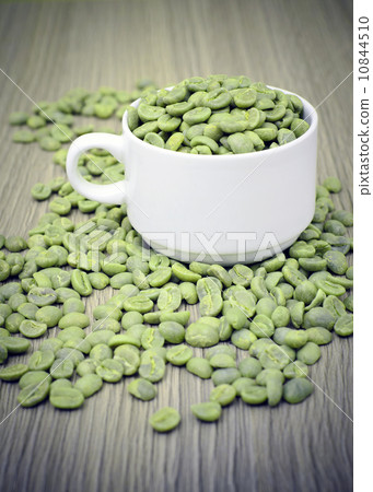 Green Coffee isolated on White Background Green Coffee isolated on White Background 10844510