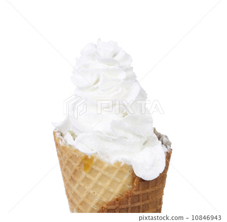 Soft serve ice cream isolated Soft serve ice cream isolated 10846943