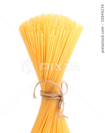 Bunch of spaghetti isolated on white background 10849234