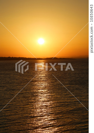 Sunset on the sea. Sunset on the sea. 10850643