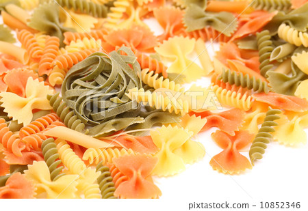 Tagliolini on a background of different pasta 10852346