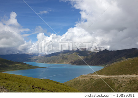 In the beautiful lakes and snow-capped mountains of Tibet In the beautiful lakes and snow-capped mountains of Tibet 10859391