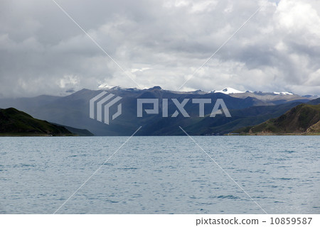 lake snow china tibet 10859587