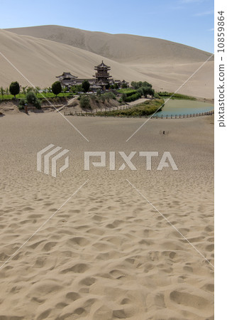 Crescent Lake 10859864