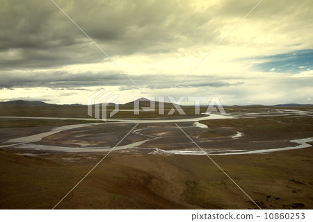 Prairie rivers in China's Tibet Prairie rivers in China's Tibet 10860253