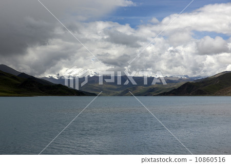 In the beautiful lakes and snow-capped mountains of Tibet 10860516