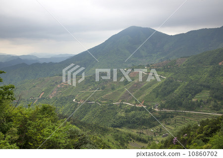 In China, majestic mountains and roads In China, majestic mountains and roads 10860702