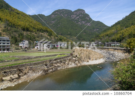 Rivers Mountains village Rivers Mountains village 10860704