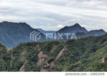 In China Wenzhou "yandang Mountain", China's famous geological park, formed in 120 million years ago. 10861009