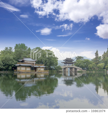 Typical buildings in Hangzhou, China Typical buildings in Hangzhou, China 10861074