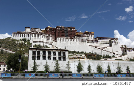 Potala palace in Lhasa, Tibet 10861497