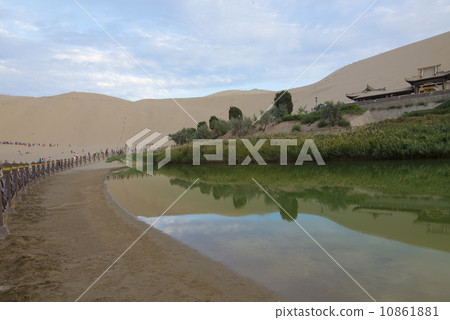 Chinese Dunhuang Crescent Lake Chinese Dunhuang Crescent Lake 10861881