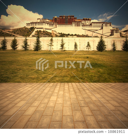 china tibet Potala Palace corridor 10861911