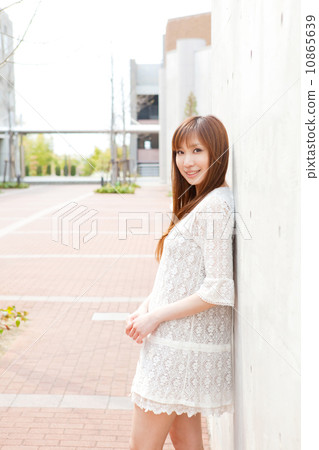 Female college campus Female college campus 10865639