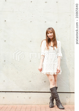 Female college campus Female college campus 10865640