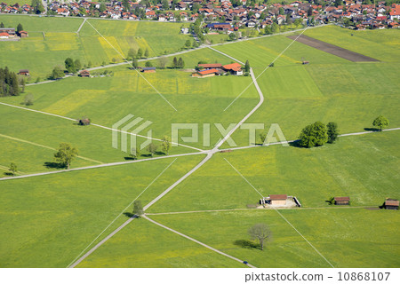 Spring in the Bavarian province Spring in the Bavarian province 10868107
