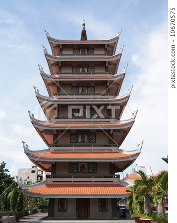 Vietnam Ho Chi Minh City Vingiem Temple Seven-tower 10870575