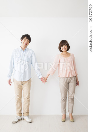年輕夫婦 年輕夫婦 10872799
