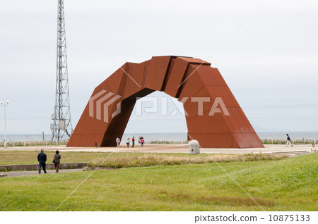 The Four Island Shares The Four Island Shares 10875133