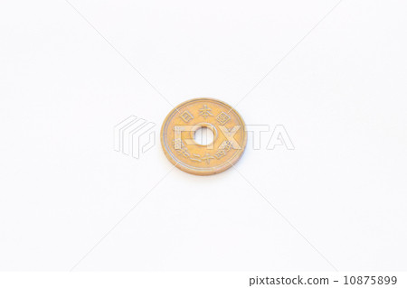 舊的五日元硬幣 10875899