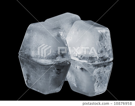 natural ice cubes 10876958