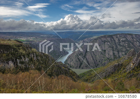 Canyon de Rio Sil in Galicia, Spain 10878580