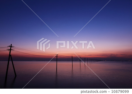 sunset, sky at sunset, ocean 10879099