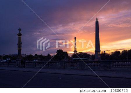 Paris Concorde Square 10880723