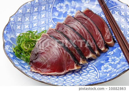 Seared bonito 10882863