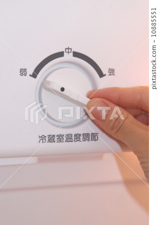 refrigerator refrigerator 10885551