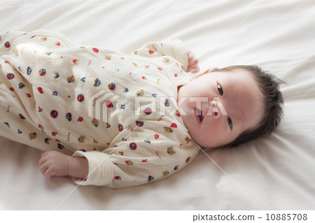 嬰兒1個月大 嬰兒1個月大 10885708