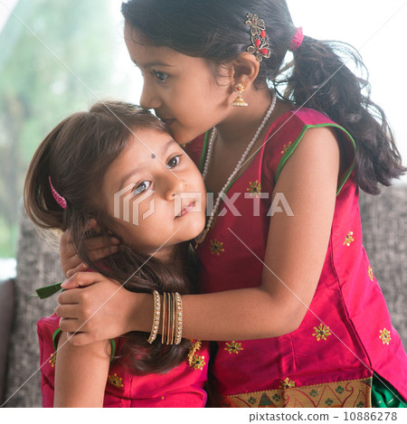 Sibling love Sibling love 10886278