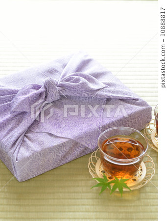 Gifts image 10888817