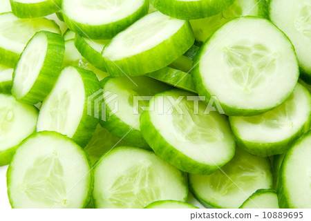 slices of fresh cucumber 10889695