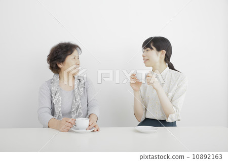 Parent and child Parent and child 10892163