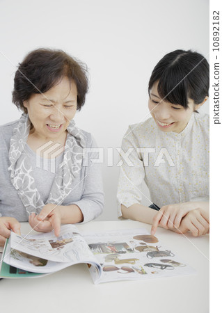 Parent and child 10892182