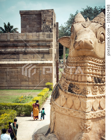Big statue of Nandi Bull in front of Hindu Gangaikonda Cholapura. India 10892498