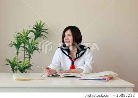 One woman (student student student uniform preliminary examination exam question) 10895238