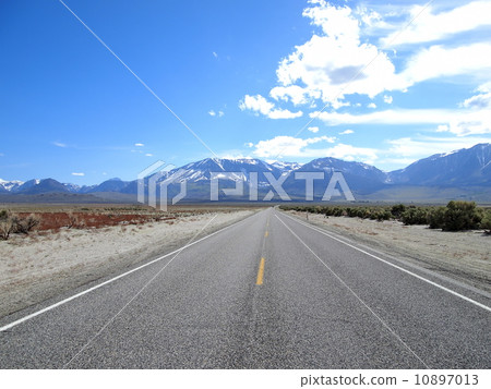 A single road of America A single road of America 10897013